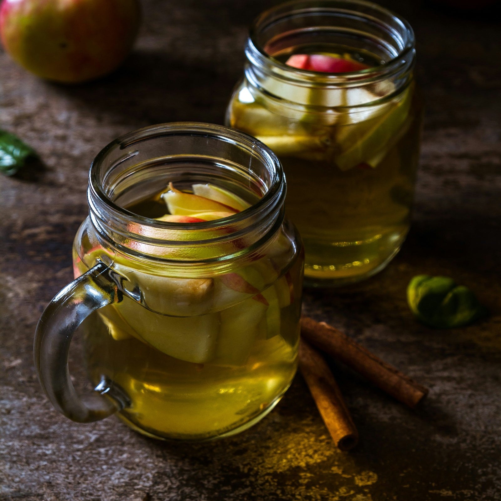 Cider, apples and spices. Cider Lane fragrance oil by Scentivore. 