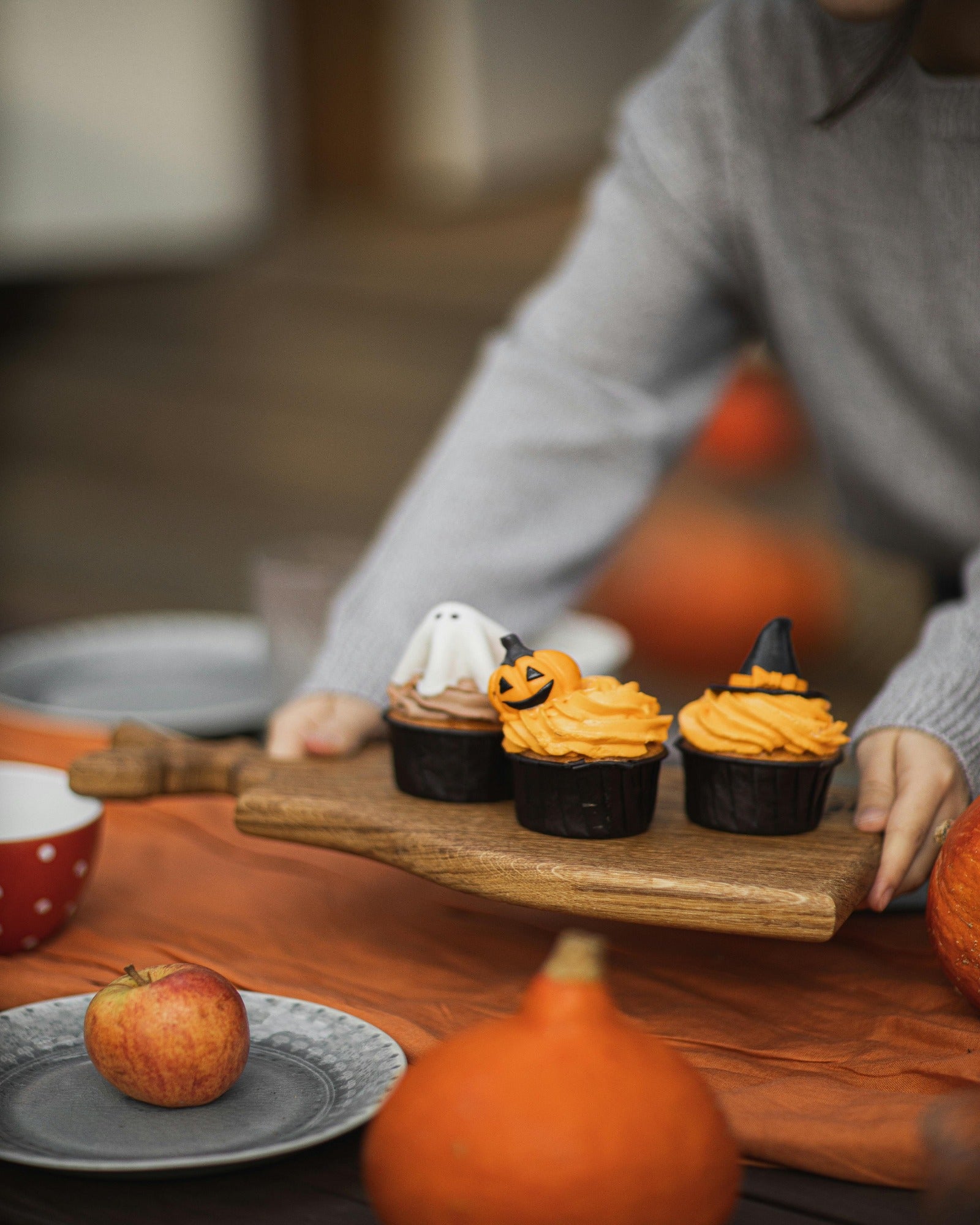 Freshly made frosted pumpkin cupcakes. Frosted Pumpkin fragrance oil by Scentivore. 