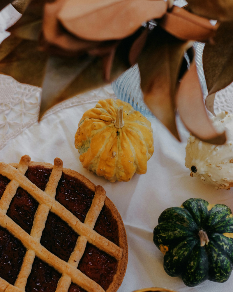 Thanksgiving table setting. Thanksgiving fragrance oil by Scentivore